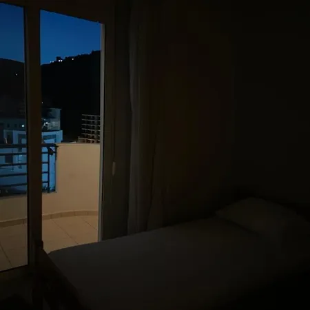 Leon 1 Apartment *